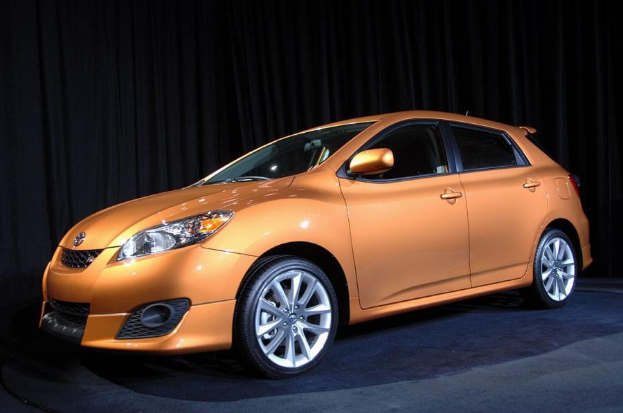  Toyota Corolla Matrix 2009 года  (фото 10 из 43)